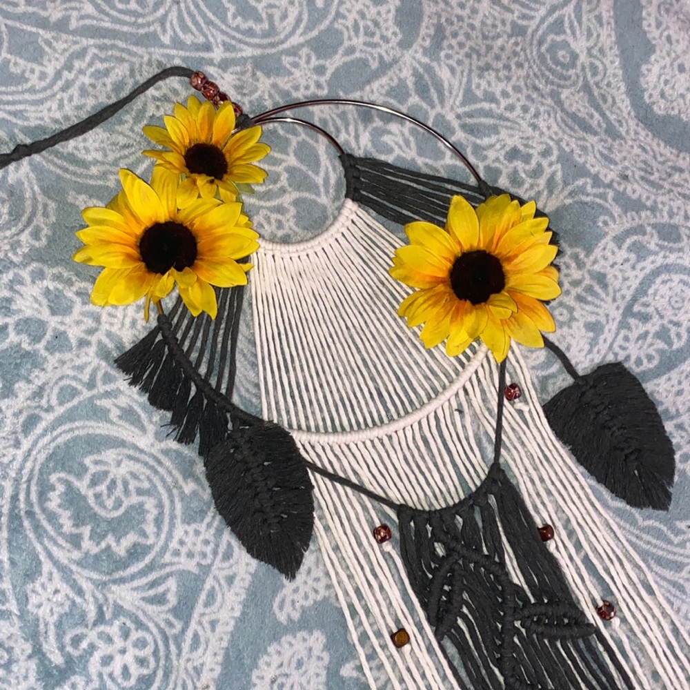 Unique Hand Crafted Macrame Sunflower Design Dream Catcher Hanging Wall Art